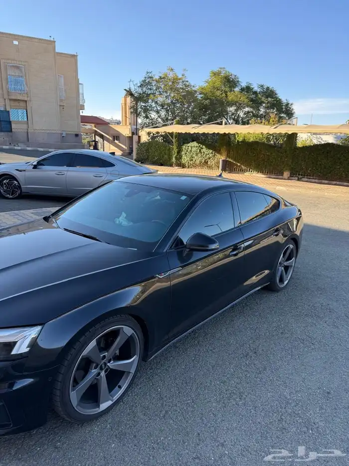 Audi a5 2022 s-line 40 tfsi 3