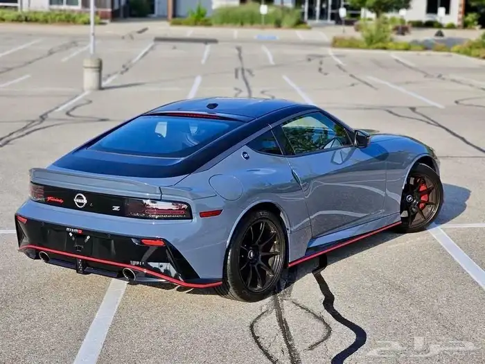 للبيع نيسان Z فئه Nismo موديل 2024 ممشى قليل جدا وارد كندا 7