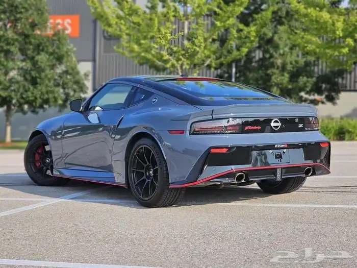 للبيع نيسان Z فئه Nismo موديل 2024 ممشى قليل جدا وارد كندا 2