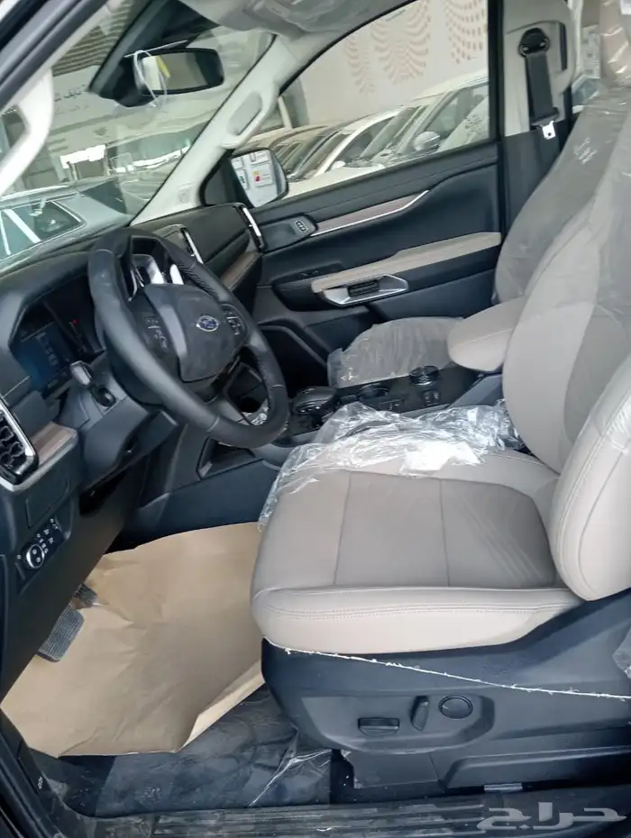 فورد ايفرست XLT دبل بنزين 2025 11