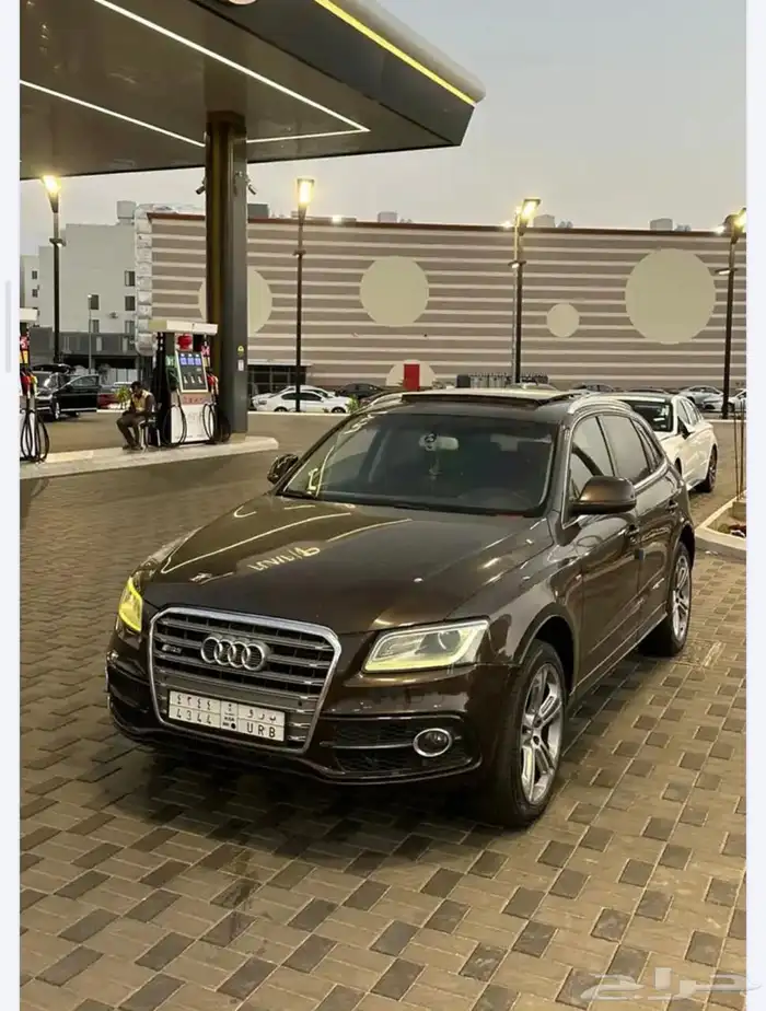قطع غيار اودي Q5 2015 6