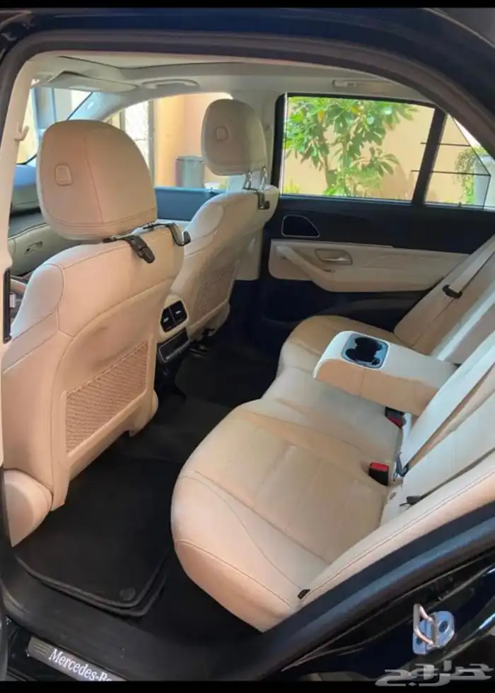 مرسيدس بنز GLE450 V6 نظيف جدا وممشى قليل من الجفالي 33