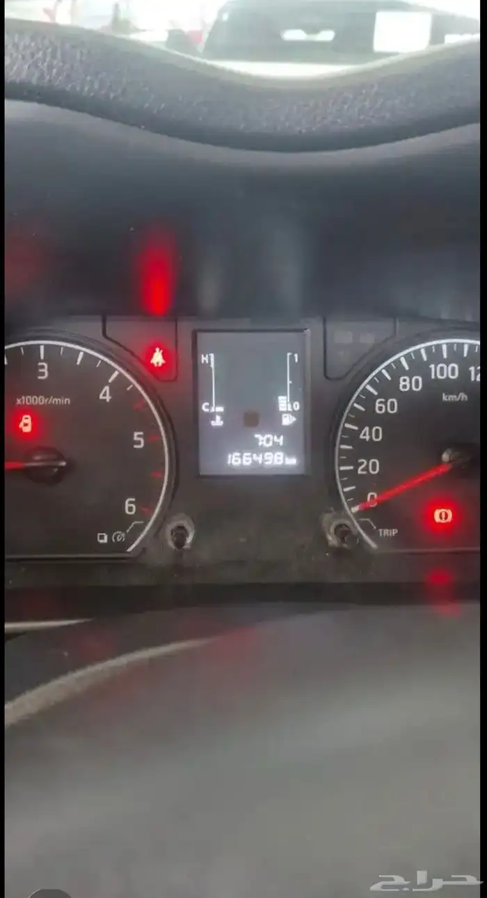 فان بضاعه نيسان 5