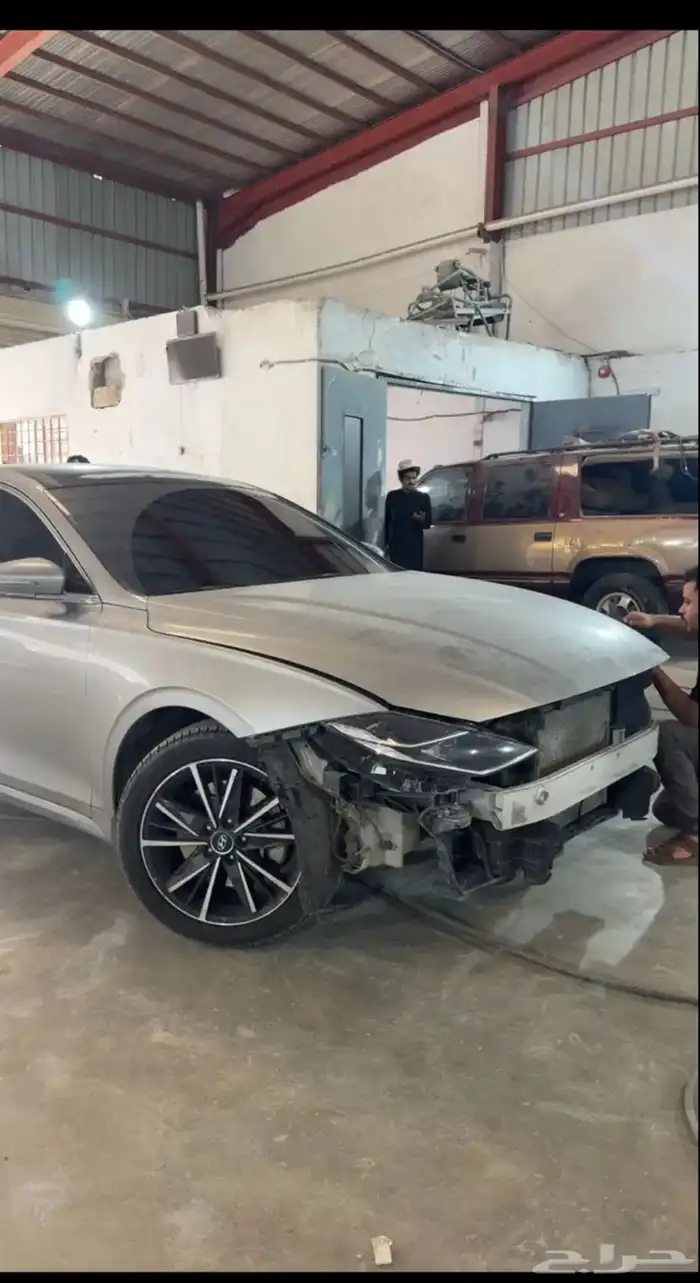 تقبيل مركز صيانة سيارات 6