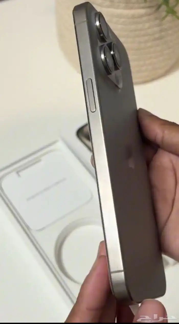 جوال آيفون 15برو ماكس 4