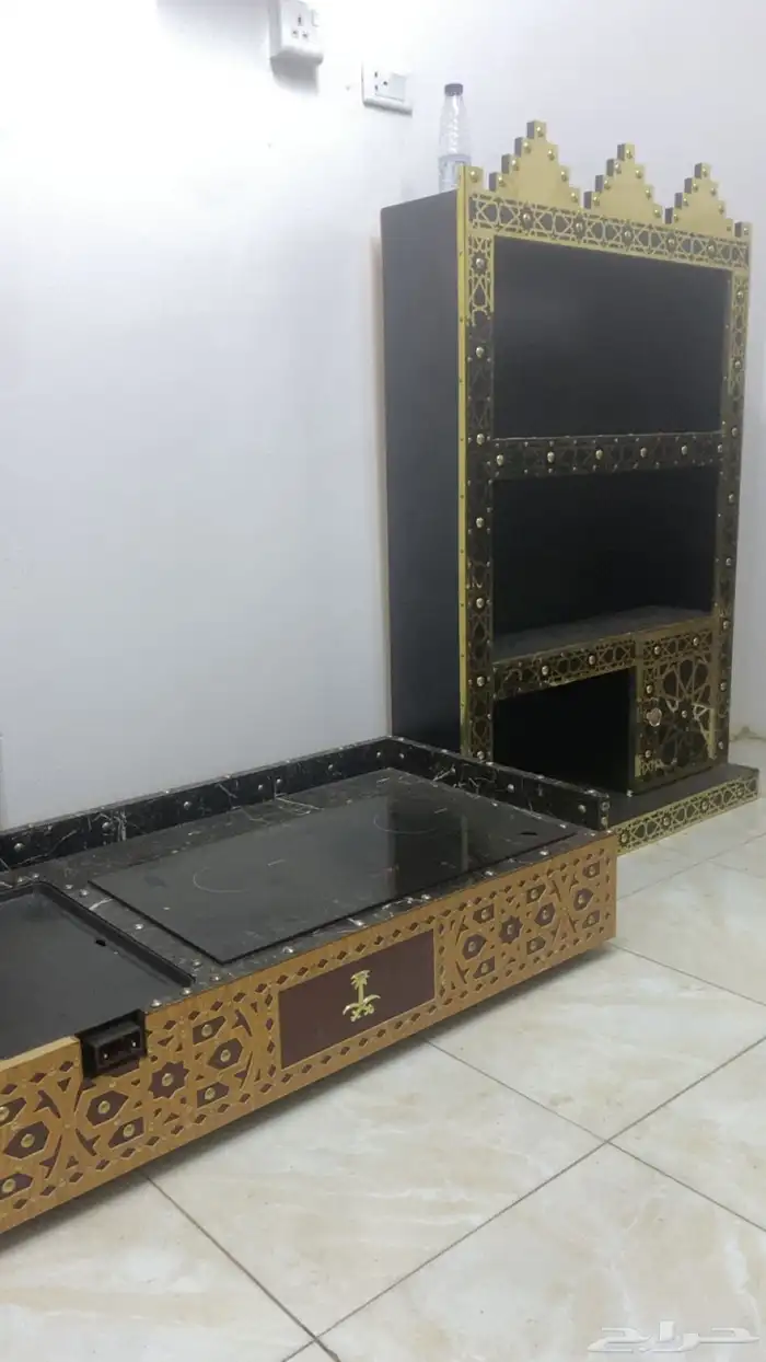 دولاب ومنقل للبيع 0