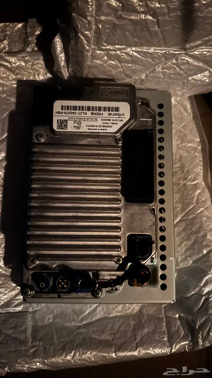 شاشة فورد تورس سينك ثري 1