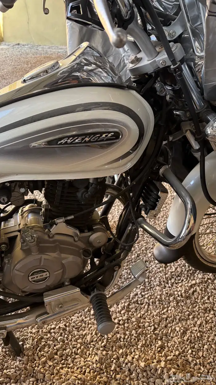 دباب بجاج افنجر كروز 220 5