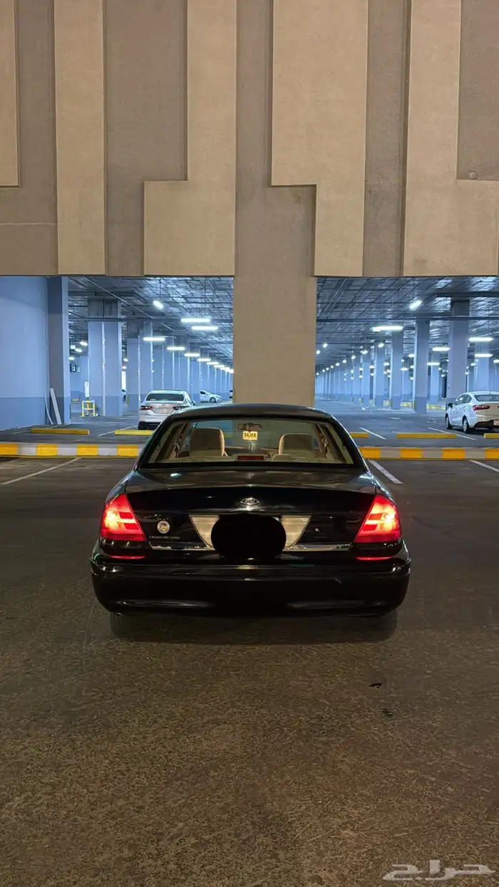 فورد فكتوريا بوليسي 2011 6