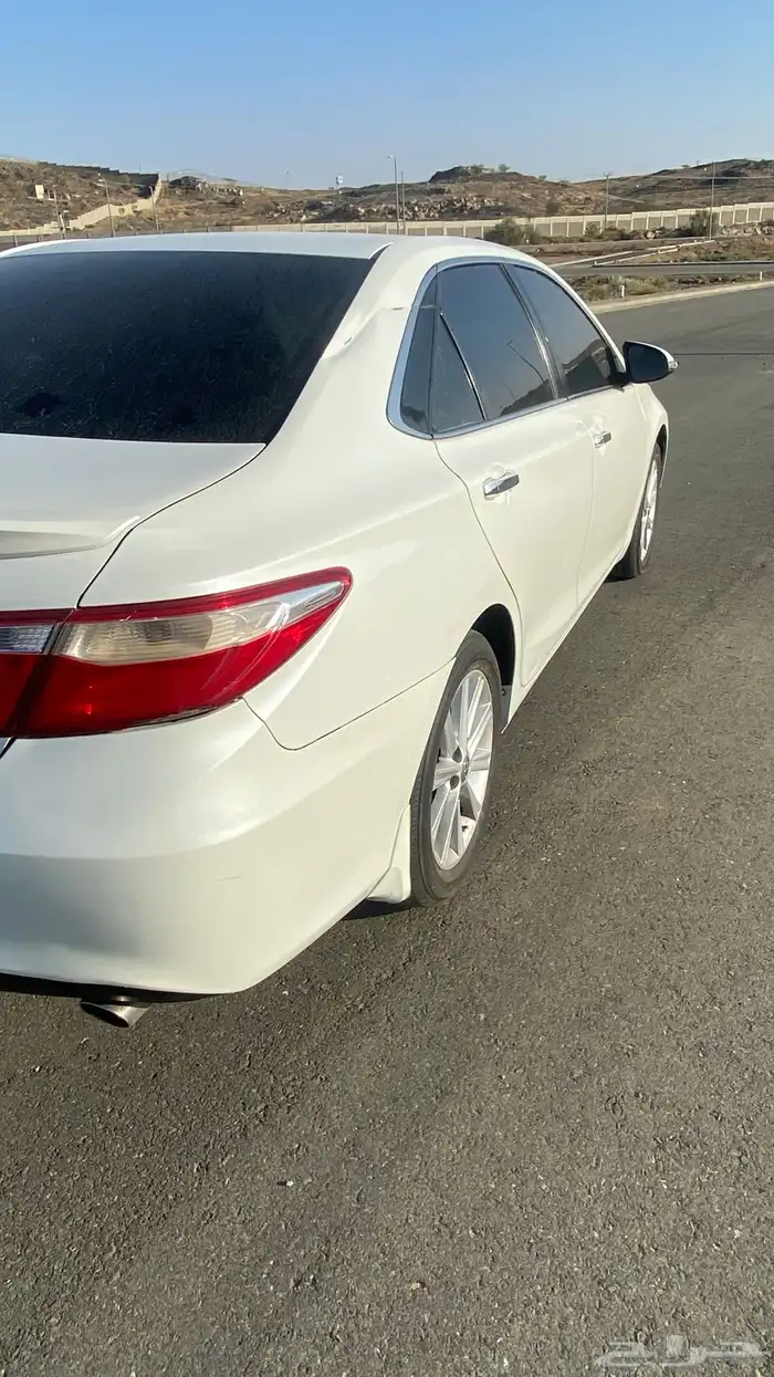 للبيع كامري 2016 بدي وكاله فل كامل بصمه 5