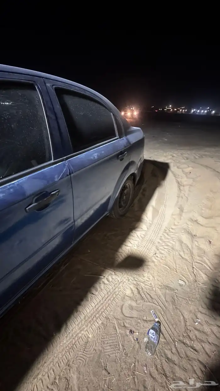 سياره شيفروليه إفيو لون ازرق 4