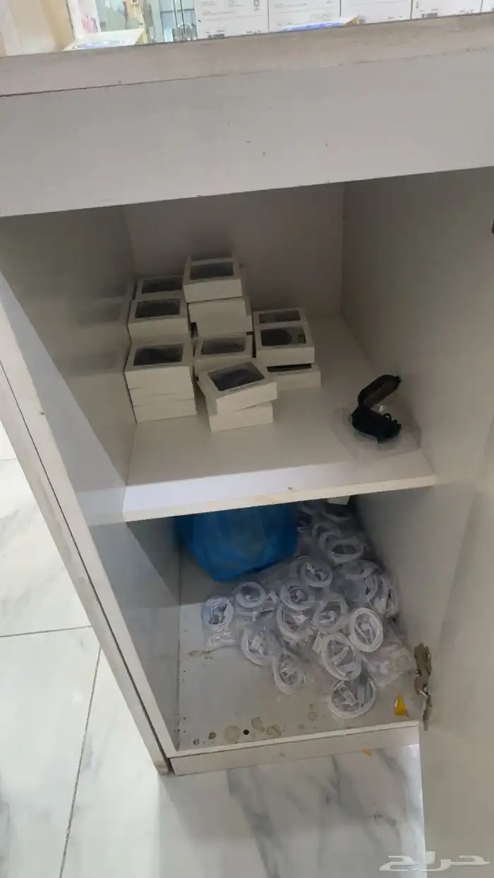 محل جوالات للتقبيل المحاله 19