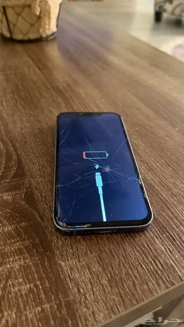 ايفون 14 العادي 1