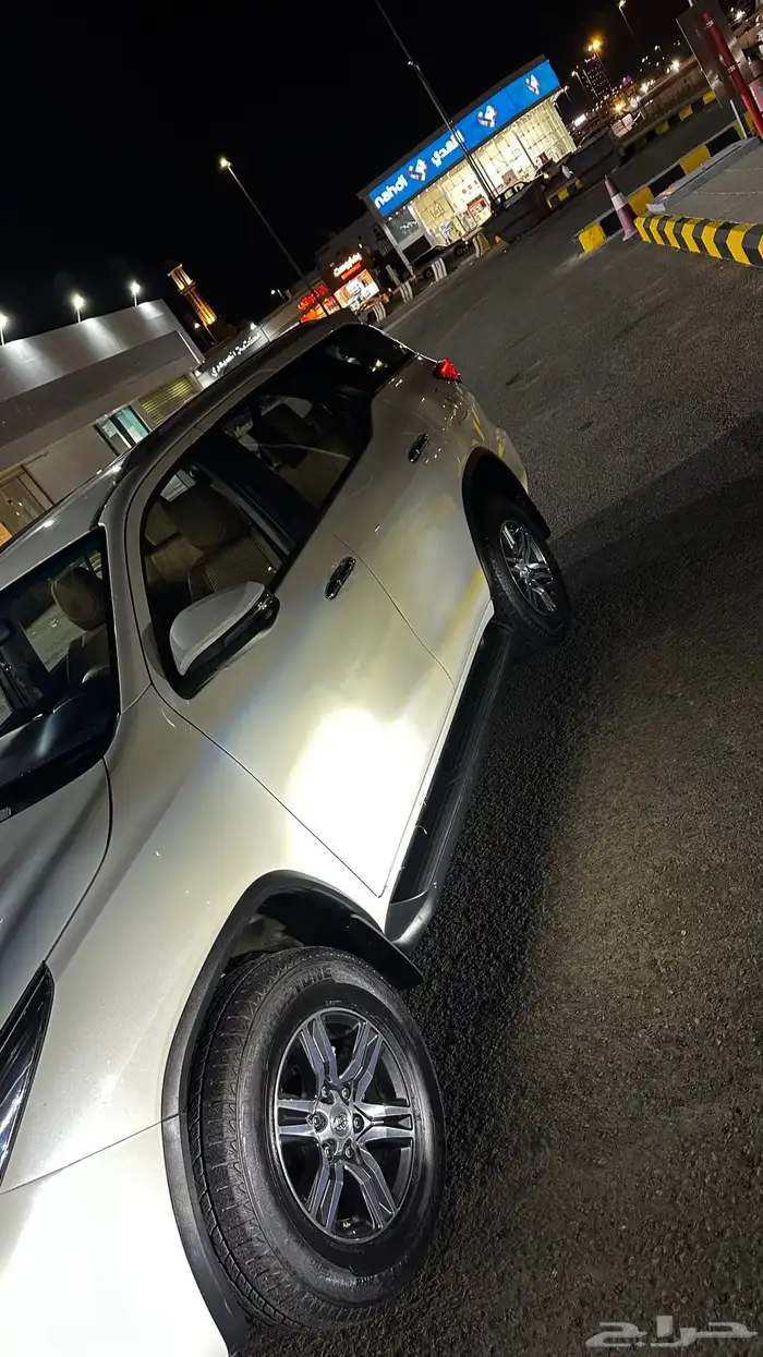 فورتشنر 2019 V6 نظيف ع الشرط 21