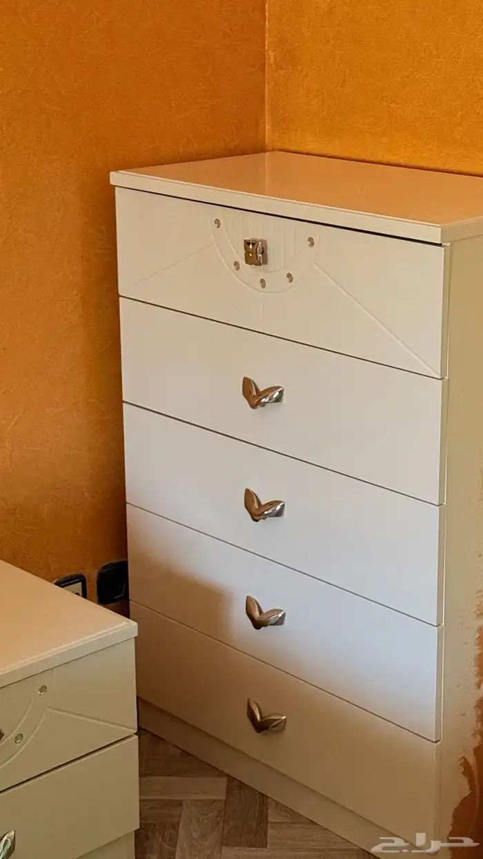 غرفة زوجيه كامله مكونه من 7 قطع 2