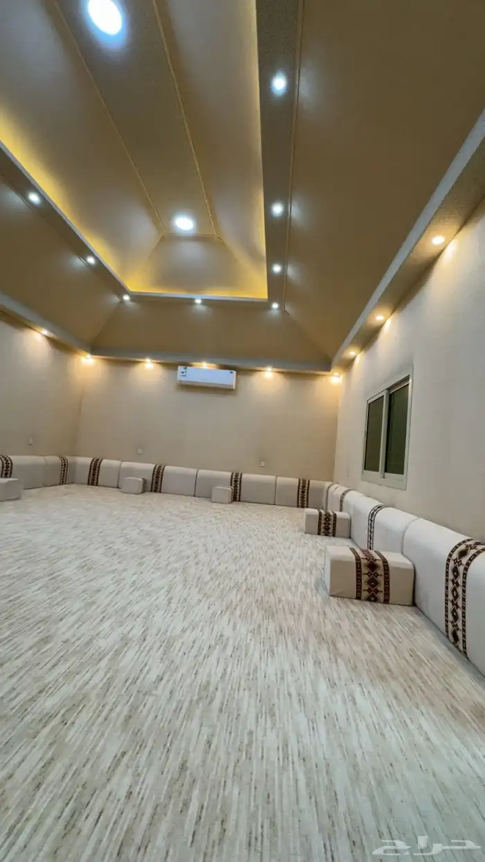 خيمة ملكية للبيع 0