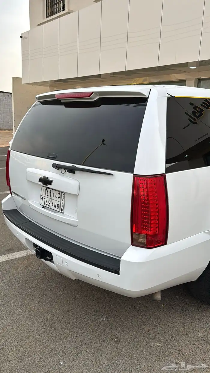 للبيع  شيفروليه تاهو 2007 LTZ   اللون أبيض   دبل 21