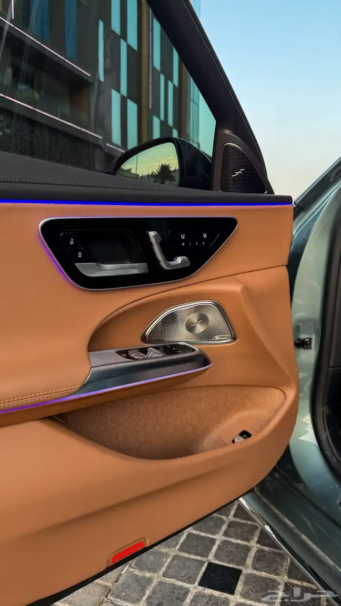 مرسيدس اي 300 2024 فل 9