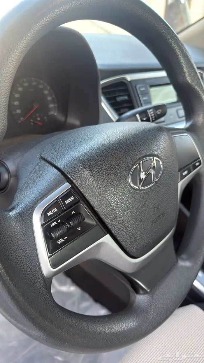 اكسنت2023للبيع 8