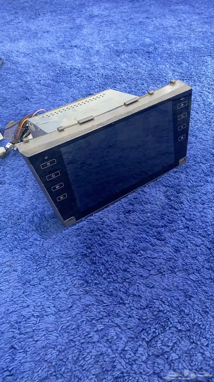 شاشة كامري 200-2011 2