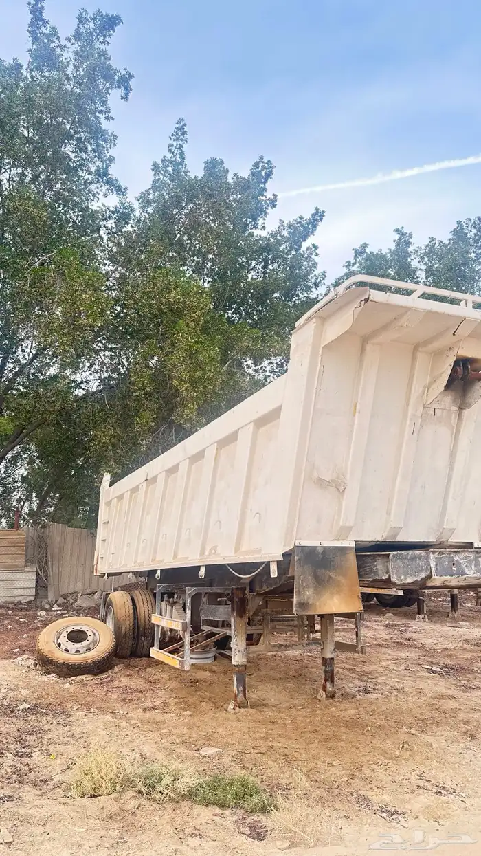 صندوق قلاب نظيف 20متر البيع 13 2