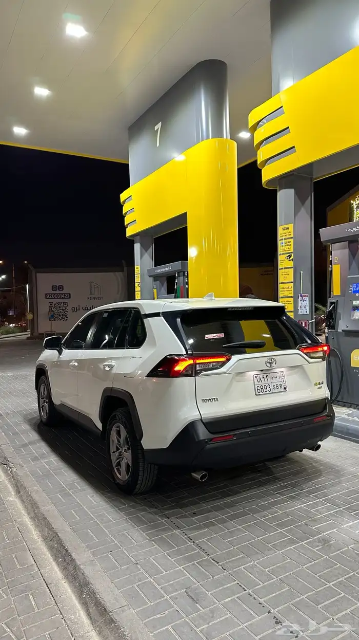 للبيع تويوتا رافور 2022 دبل وكاله 4