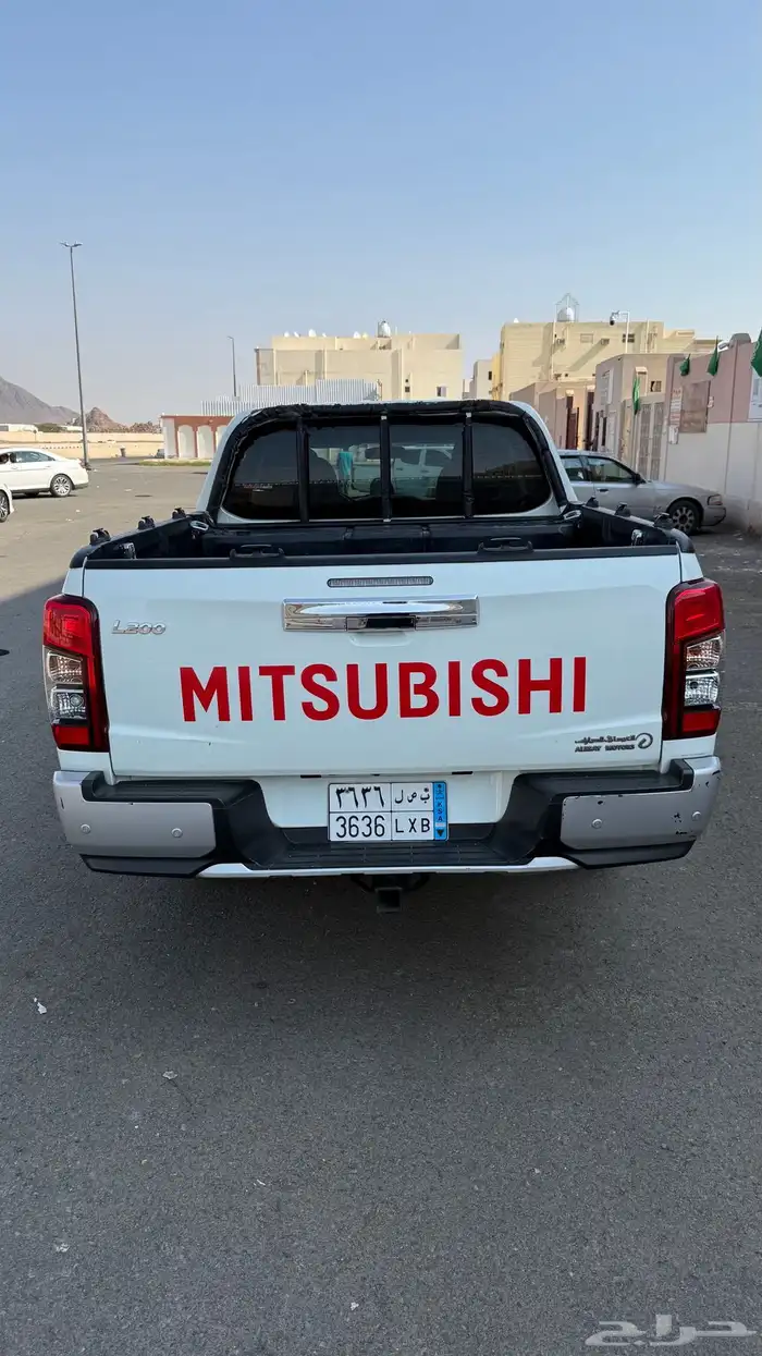 ميتسوبيشي L200 4
