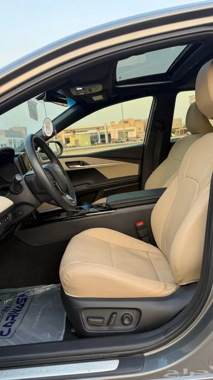 للبيع كامري 2025 LE بنزين - عداد 30 الف 16