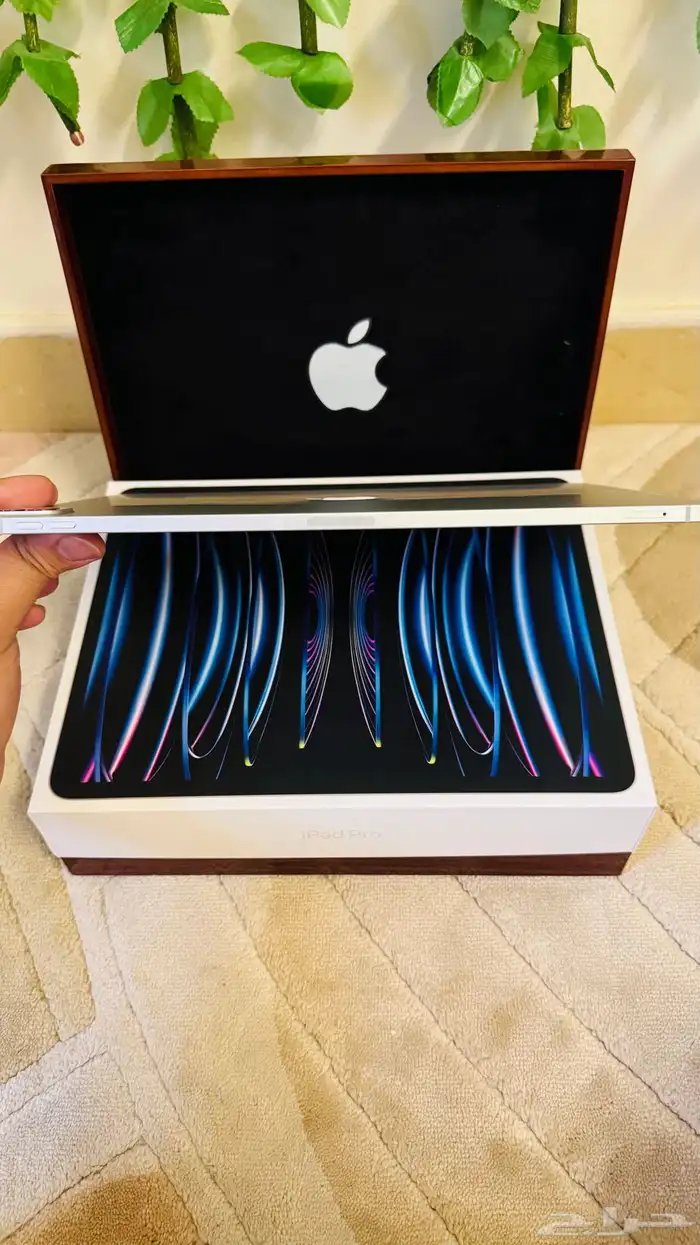 ايباد برو M2 شبه جديد ماشاءالله 3