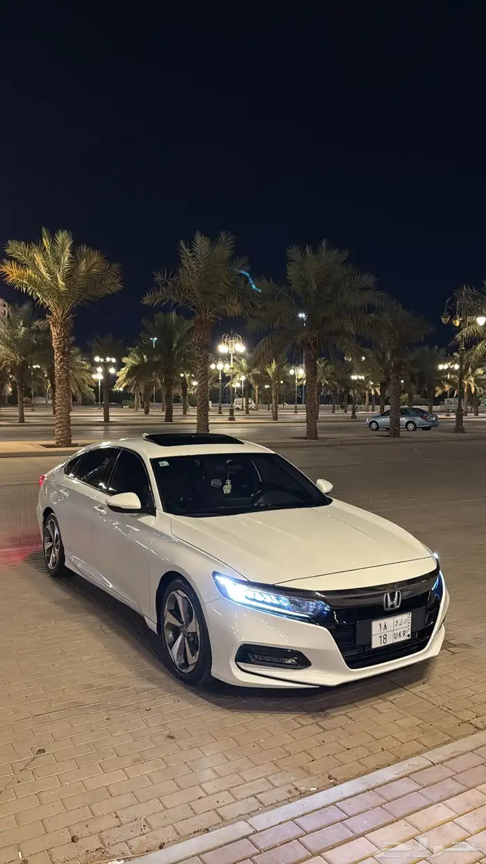 أكورد 2018 أسبورت مالك أول 1