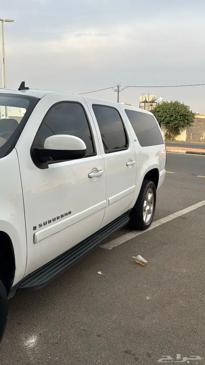 للبيع  شيفروليه تاهو 2007 LTZ   اللون أبيض   دبل 24