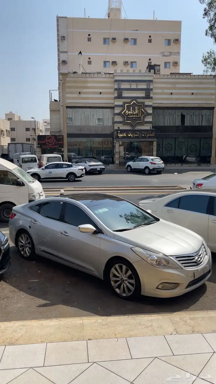 للبيع ازيرا 2015 فل كامل 5