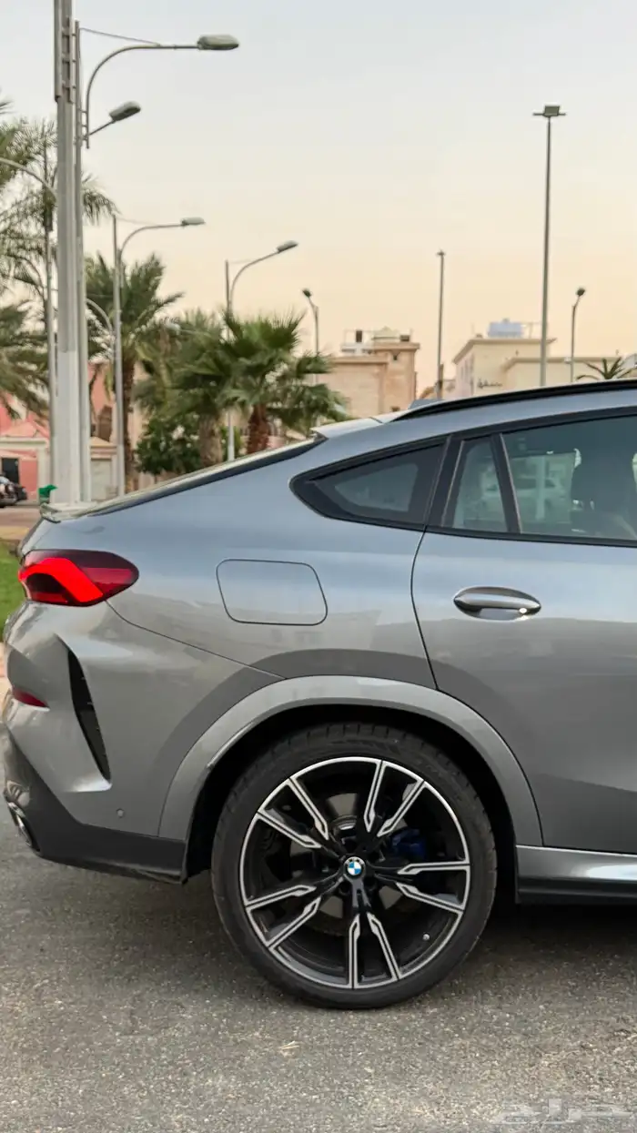 Bmw x6 2024 m40i عالضمان 6