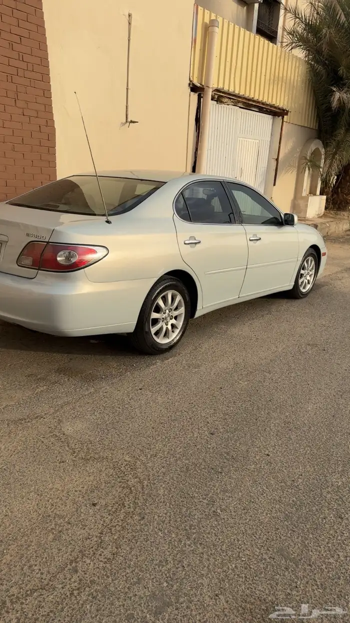 للبيع لكزس 2003 نضيف 1