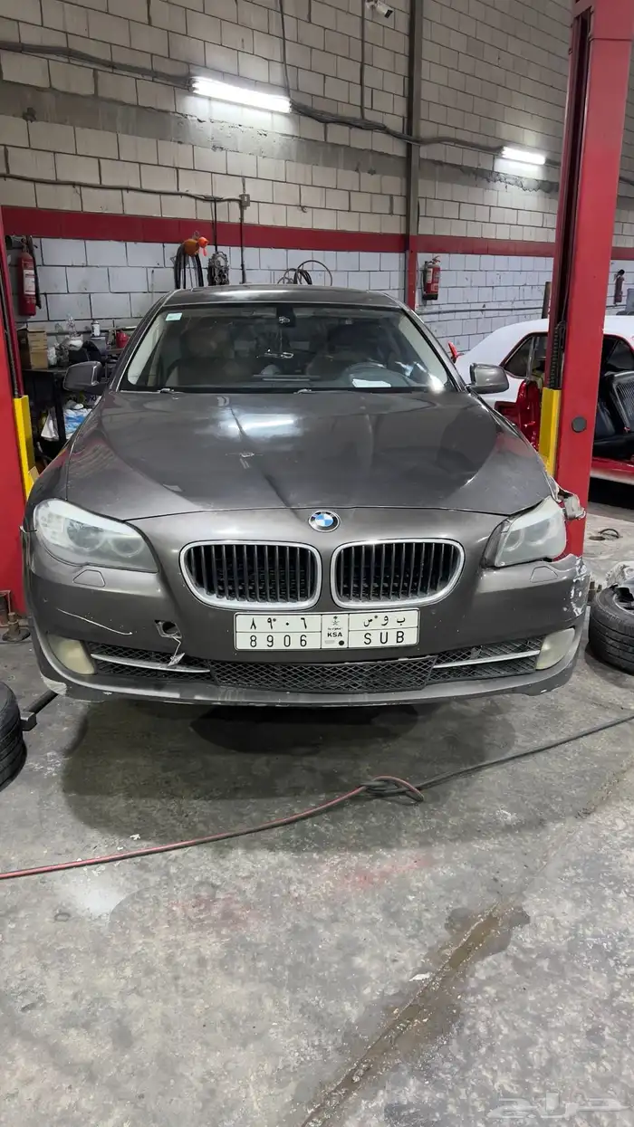 سيارة بي ام 520 2