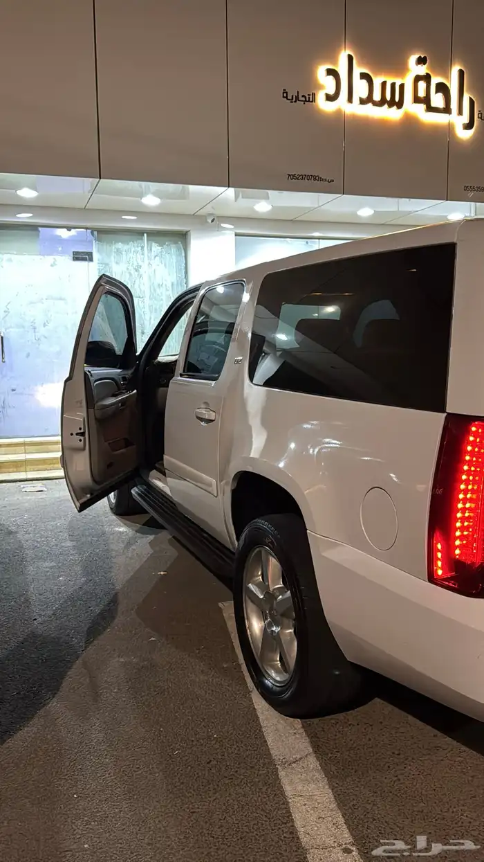 للبيع  شيفروليه تاهو 2007 LTZ   اللون أبيض   دبل 5
