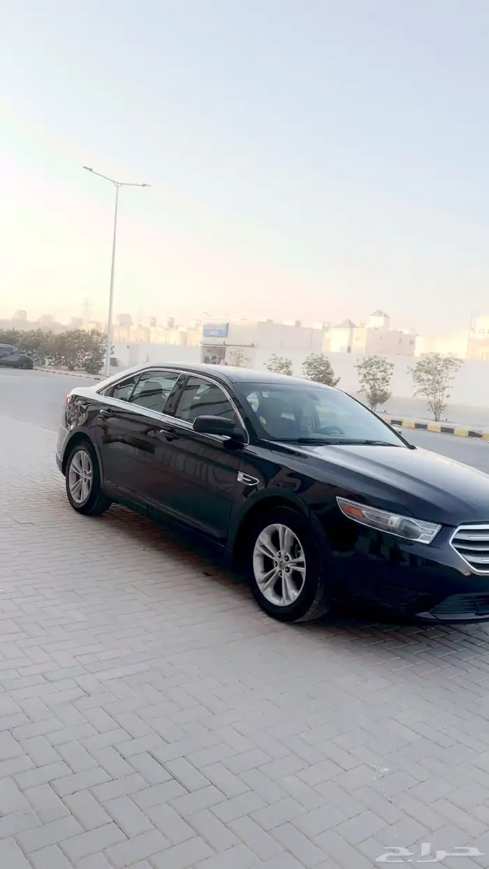 فورد تورس مديل 2014 نظيف 1