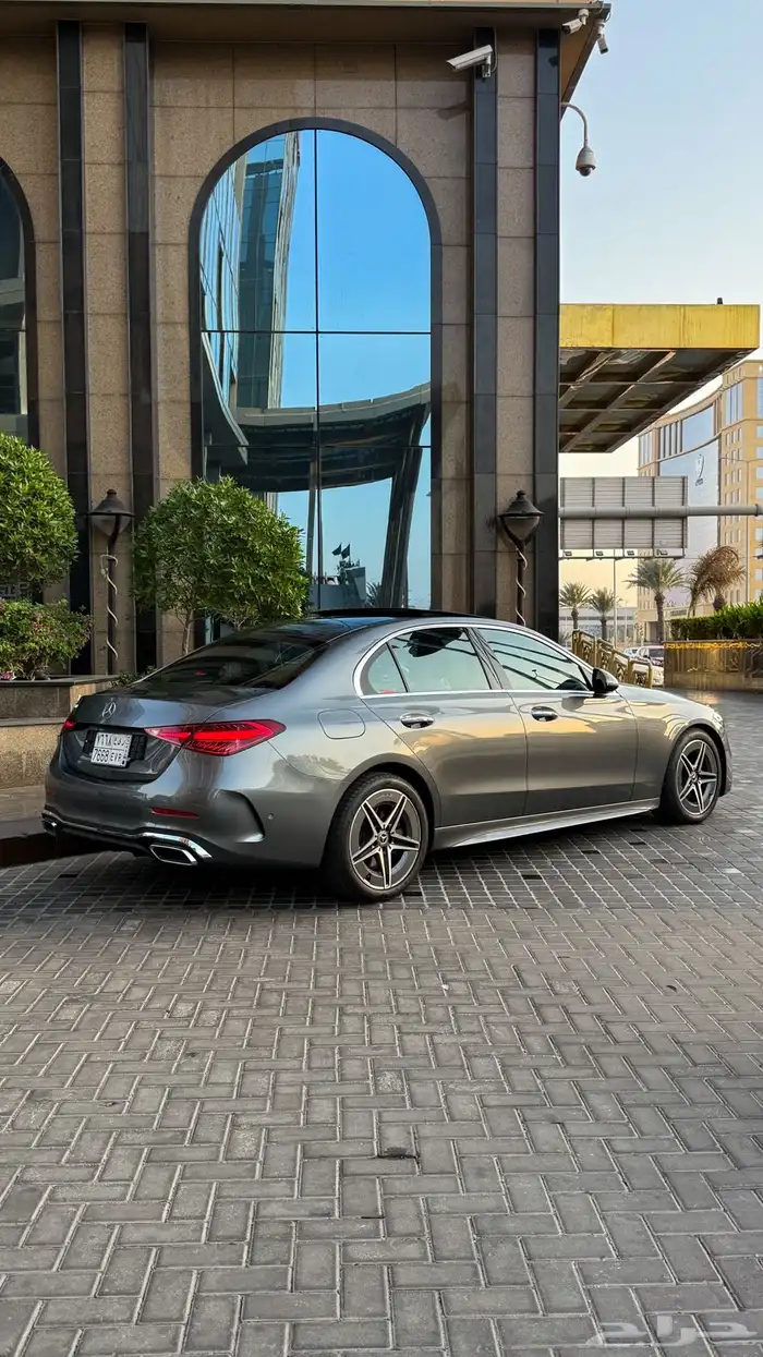 مرسيدس c200 شبه زيرو 2024 7