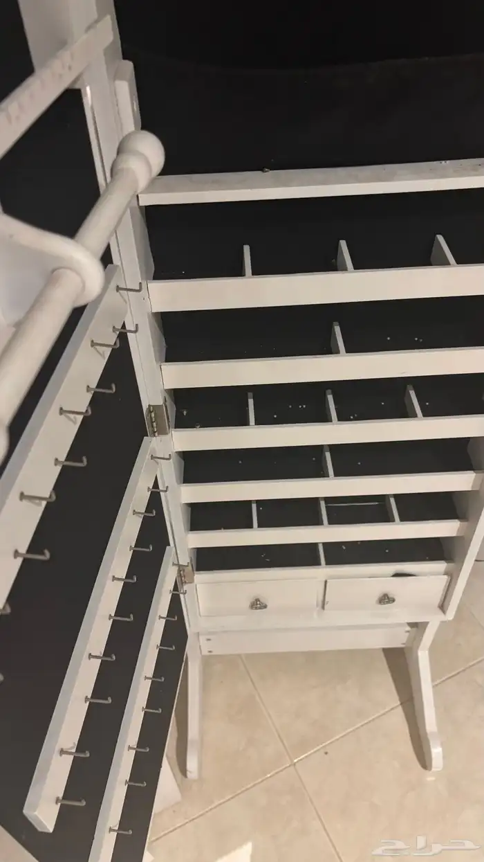 دولاب اكسسوارات للبيع 3