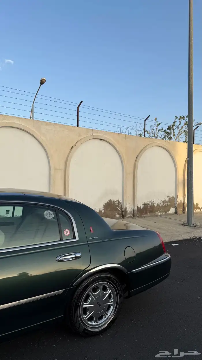 لنكون تاون كار 9