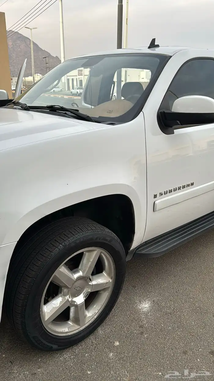 للبيع  شيفروليه تاهو 2007 LTZ   اللون أبيض   دبل 26