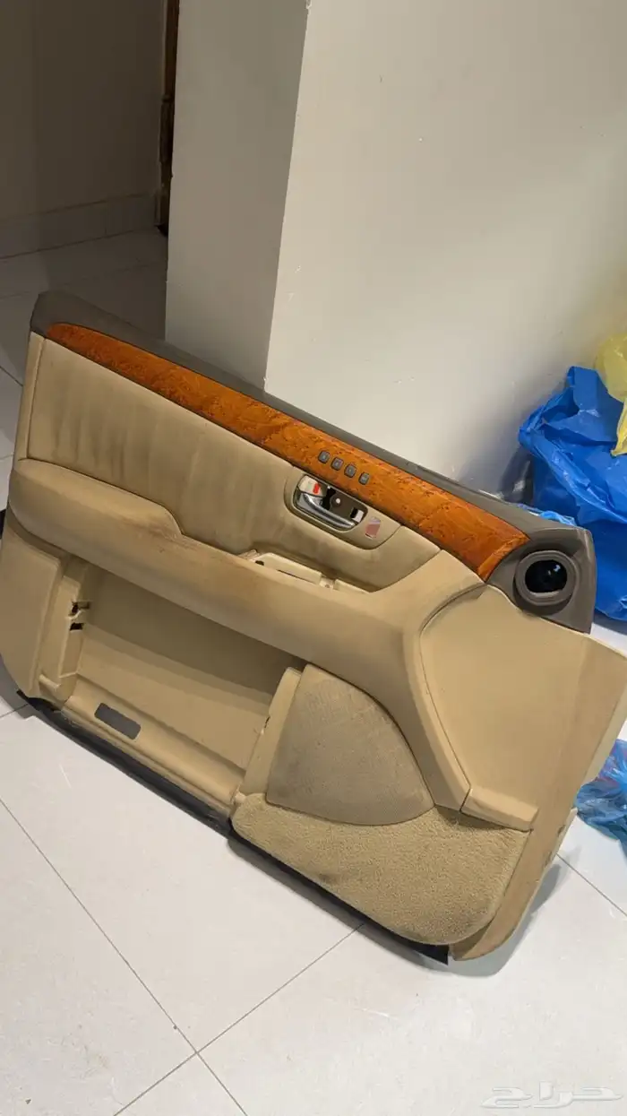 ديكور باب لكزس 2005 1