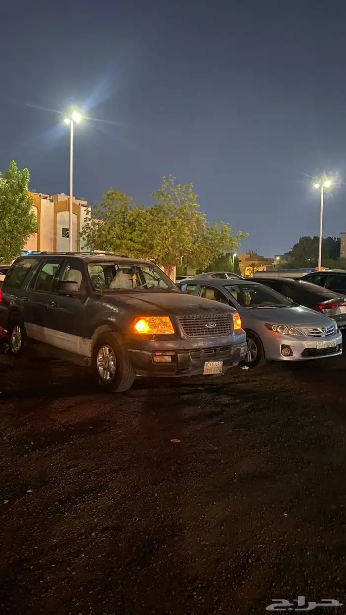 فورد اكسبدشن نظيف جدا للبيع او البدل 3