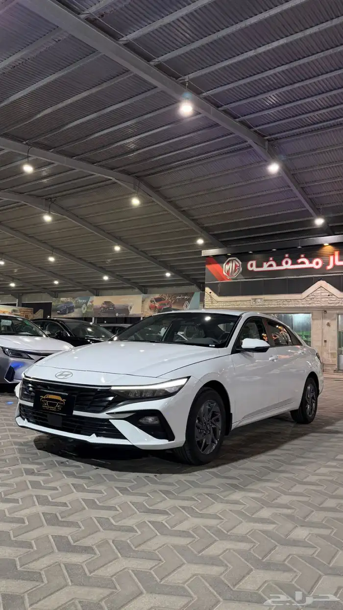 هيونداي النترا -2025 - اصفار وكالة - سمارات - مكينة 2.0 0