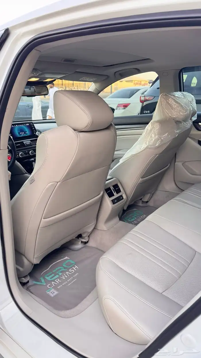 هوندا اكورد 2022 - فل كامل مخزنه عداد 6 الاف فقط 6