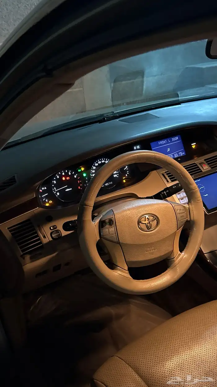 تويوتا افالون2009 للبيع 12