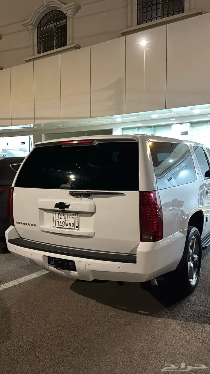 للبيع  شيفروليه تاهو 2007 LTZ   اللون أبيض   دبل 19