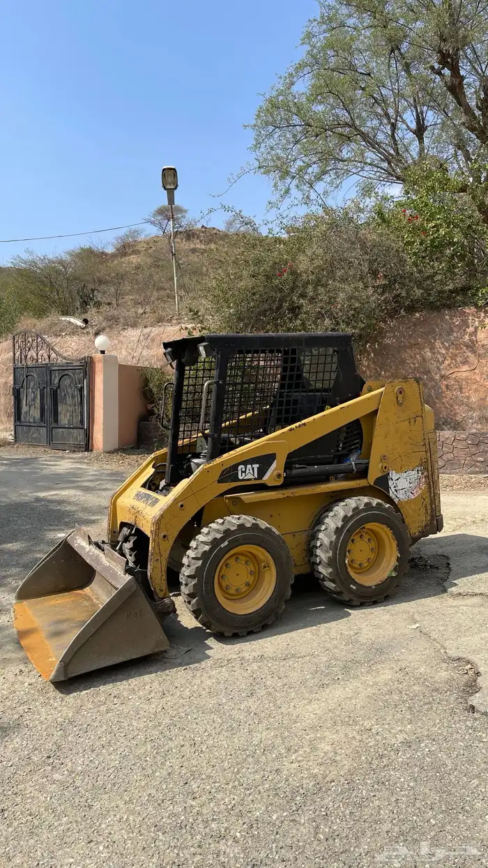 بوبكات ببكات كتربلر 2009 للبيع 4