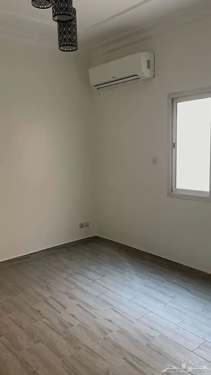 دور روف مدخل خاص في قرطبه 1