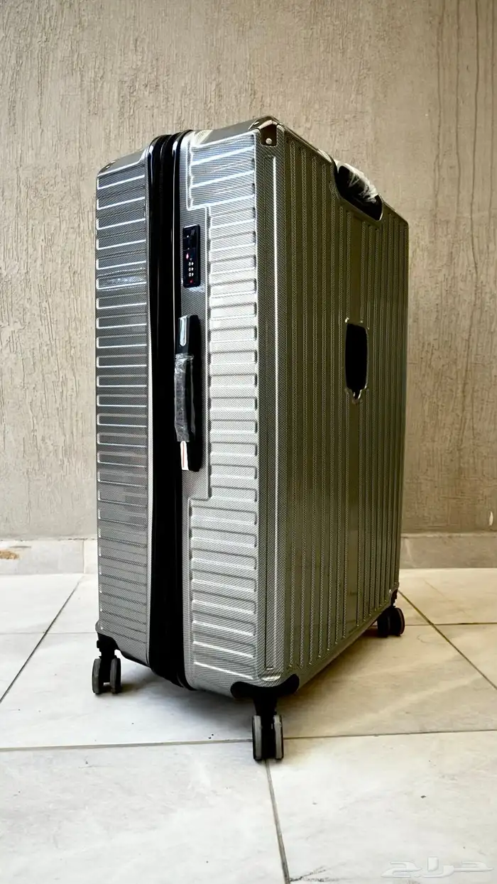 للبيع حقائب سفر مقاس 34 خفيفة الوزن 9